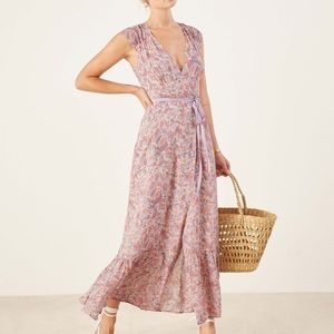⭐️ Reformation Haven Maxi Dress ⭐️